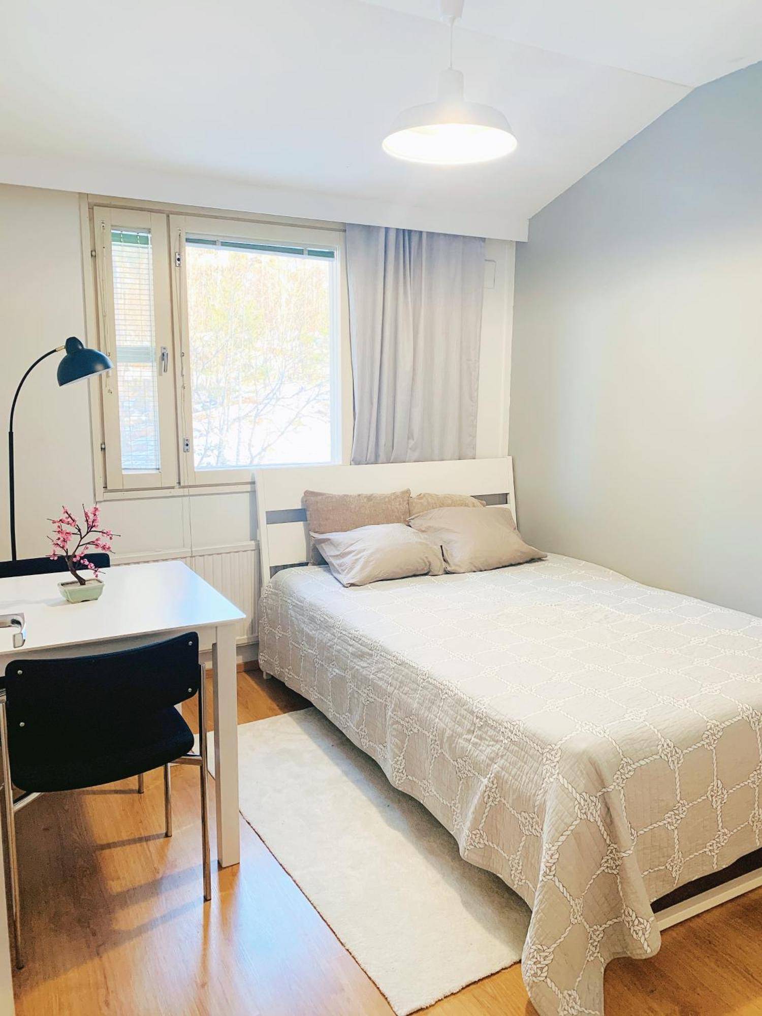 Private Rooms Near Metro, Free Parking,Direct Bus From Airport 赫尔辛基 外观 照片